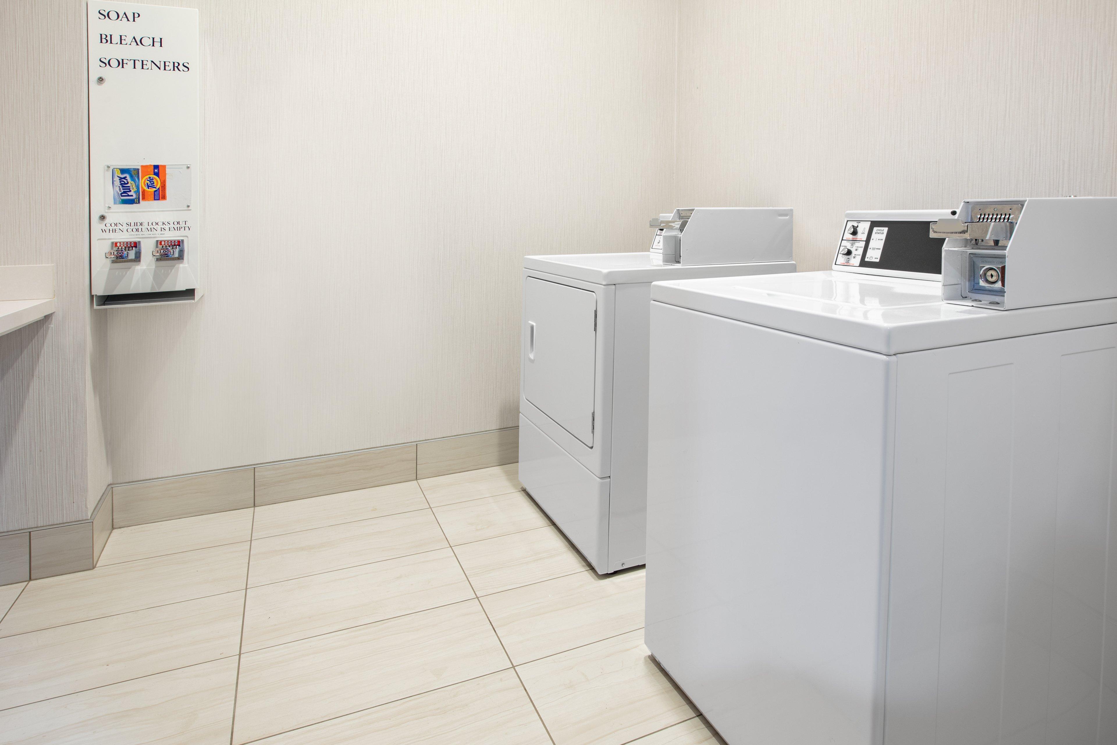 Holiday Inn Express Hotel & Suites Seaside Convention Center By Ihg Buitenkant foto
