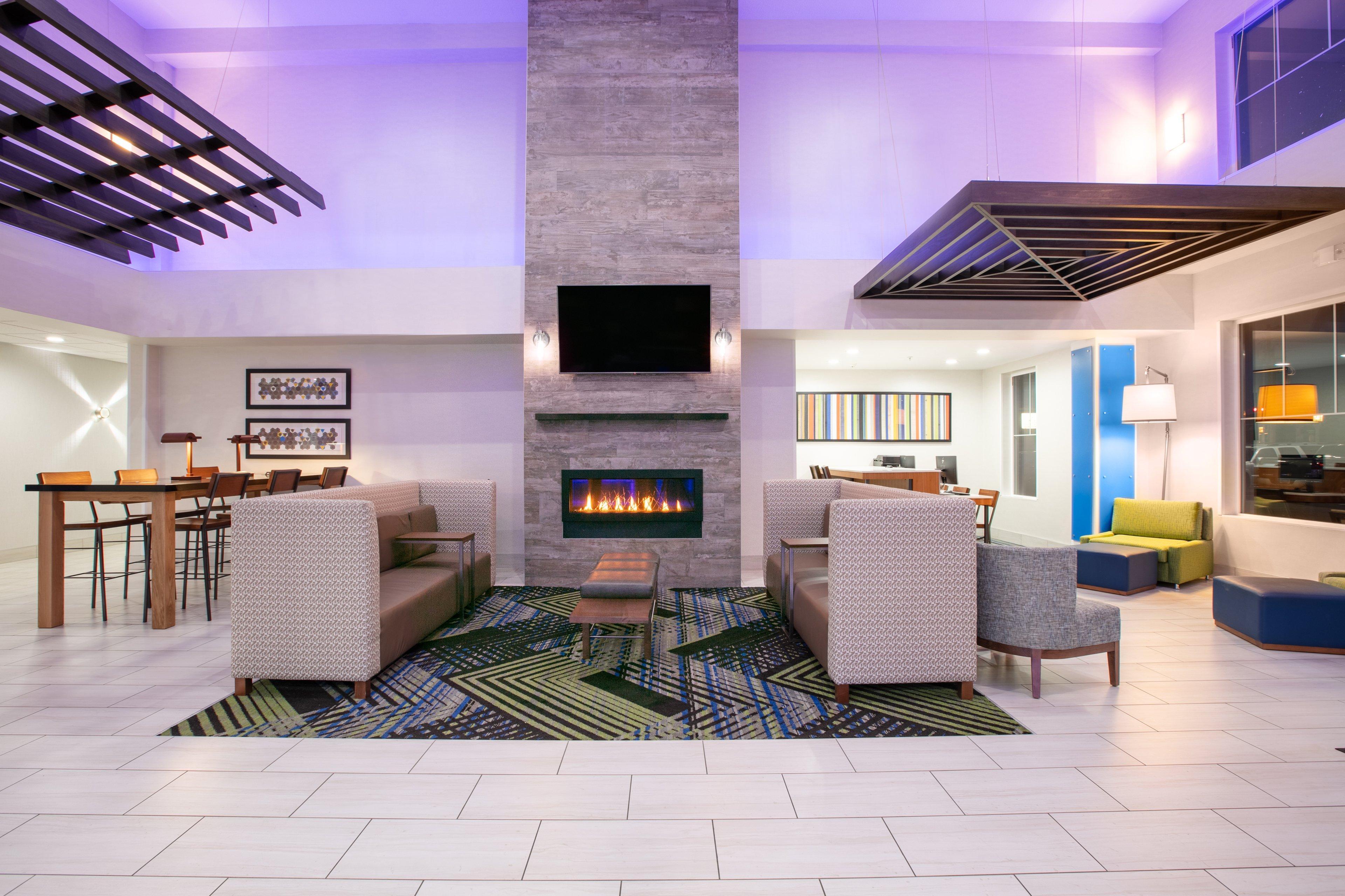 Holiday Inn Express Hotel & Suites Seaside Convention Center By Ihg Buitenkant foto