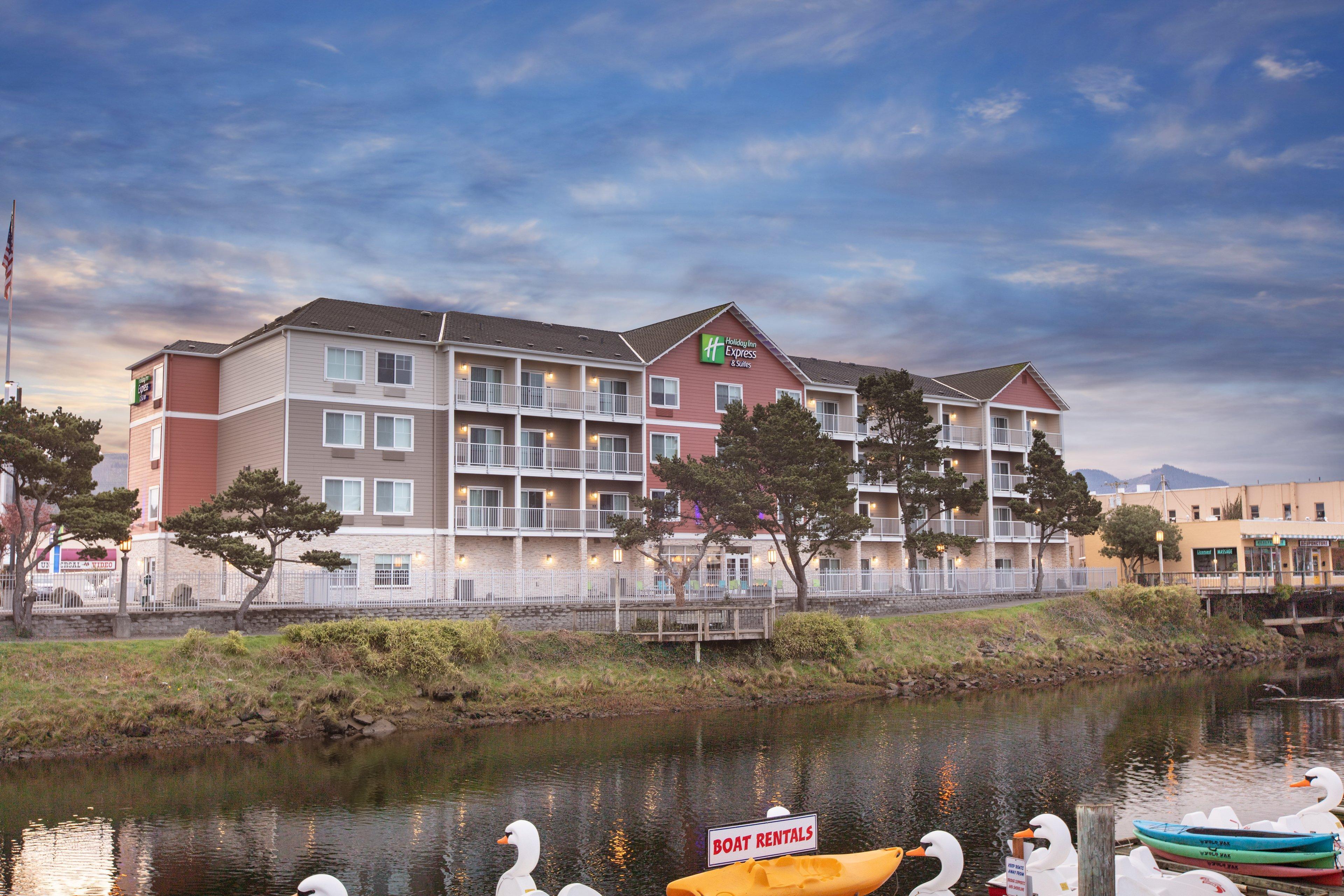 Holiday Inn Express Hotel & Suites Seaside Convention Center By Ihg Buitenkant foto
